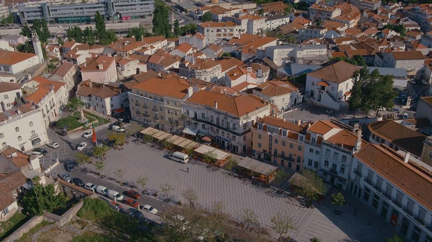 小楼房或独栋别墅出售在Rua Visconde São Gião, 5 - 视线