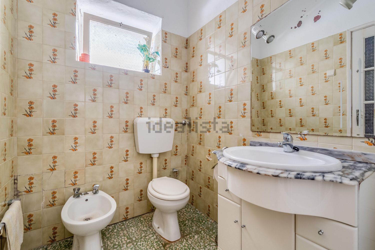 小楼房或独栋别墅出售在Largo da Ribeira, 7 - 卫生间