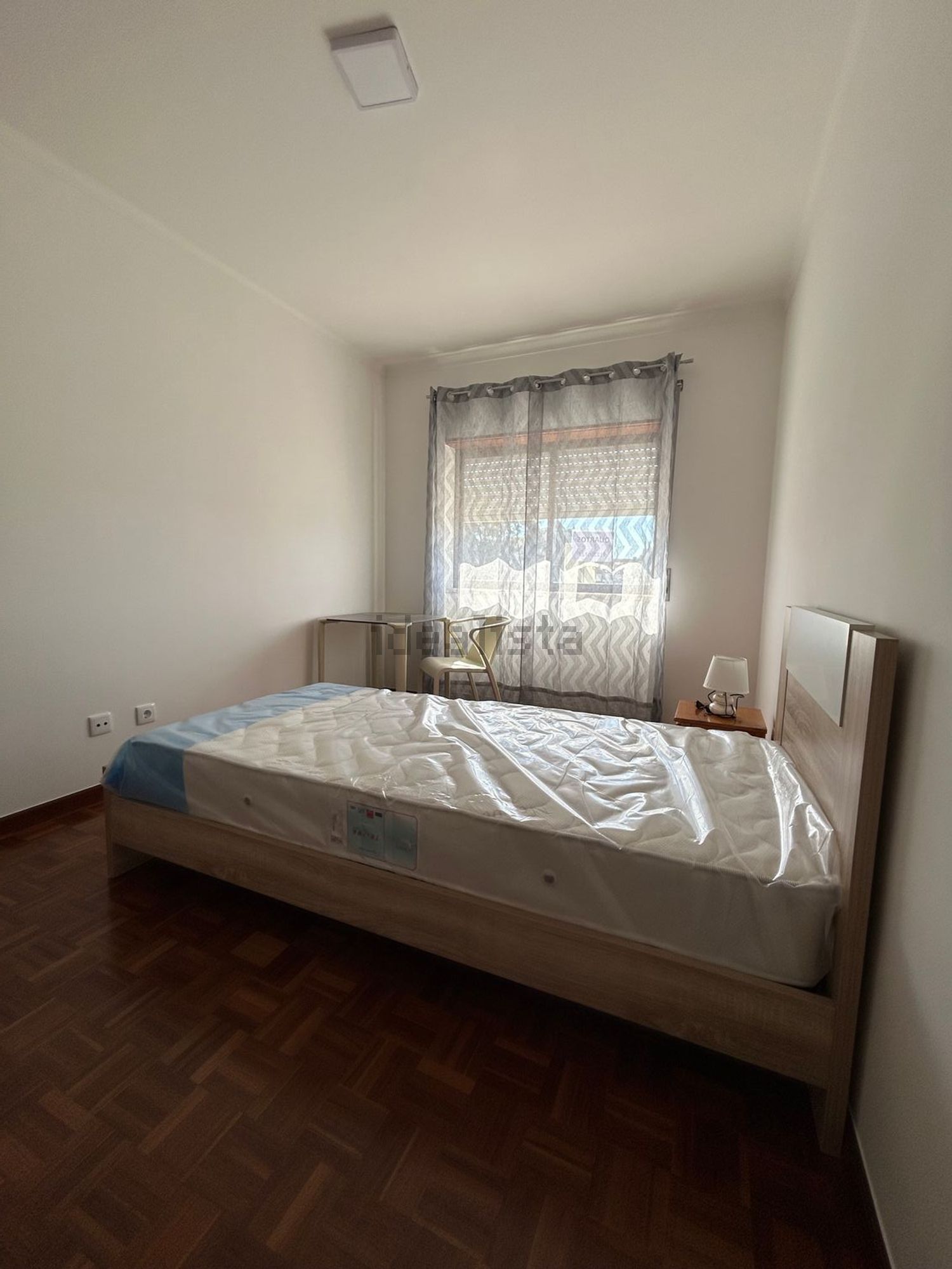 出租房间在Rua Camb les Bains, 4 - 卧室