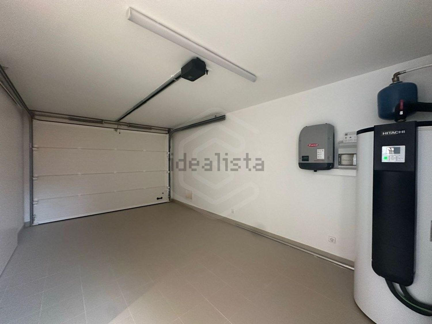 小楼房或独栋别墅出售在Victoria - Monte Laguna - 照片