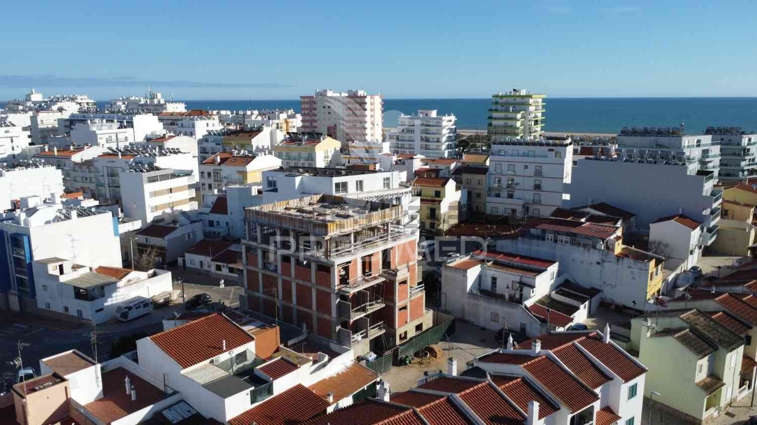 复式公寓出售在Monte Gordo - 视线