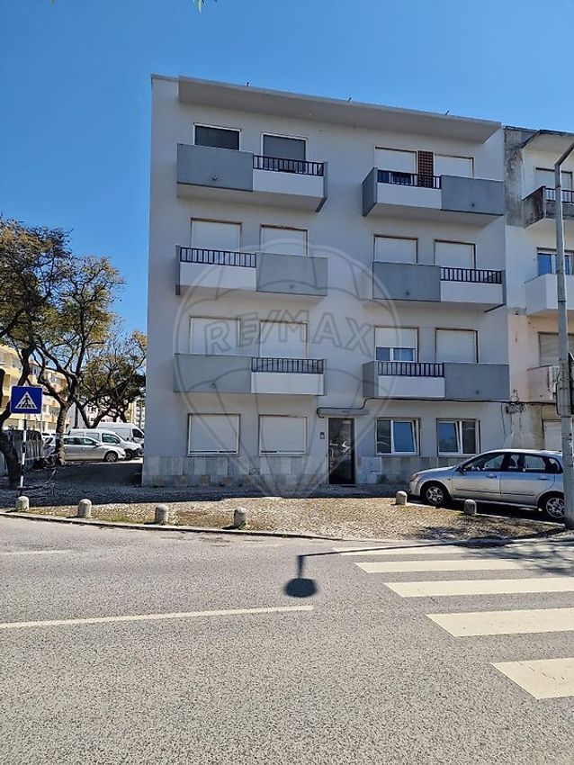 出租公寓 t2在Avenida Luís de Camões