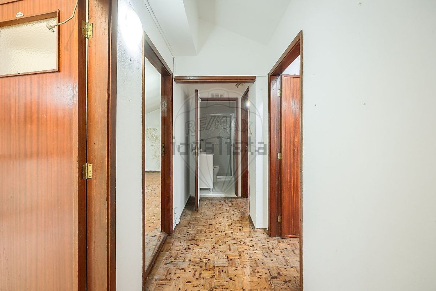 T0（单人公寓）出售在Avenida Doutor Francisco Vale Guimarães, 169 b - 过道
