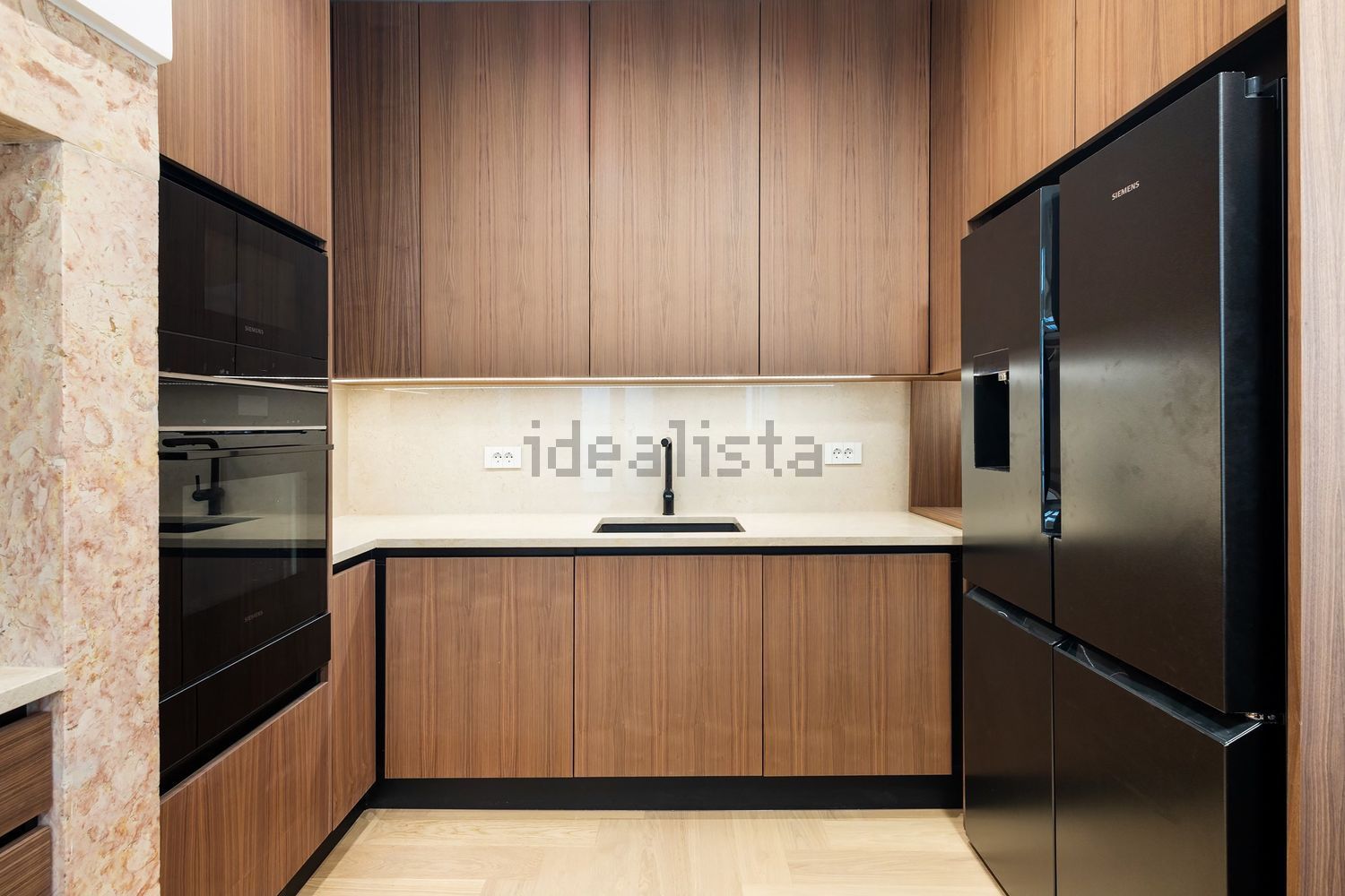 公寓 t3出售在Campo Pequeno - 厨房