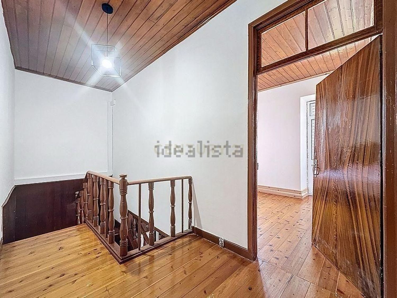 小楼房或独栋别墅出售在Bairro da Caridade, 19 - 详情
