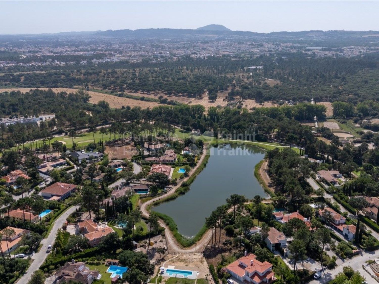 小楼房或独栋别墅出售在Alameda da Serra - 视线