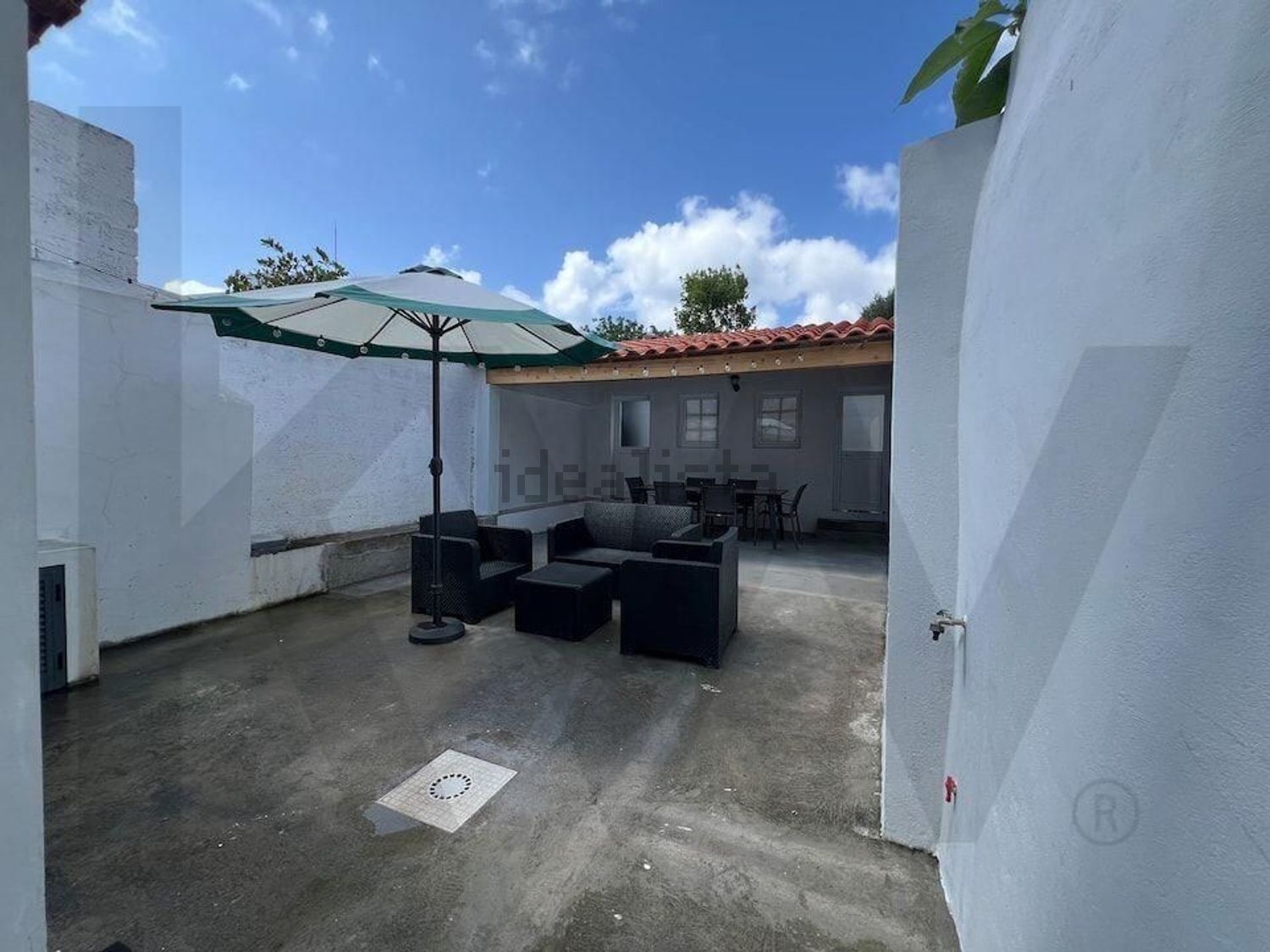 小楼房或别墅出售在São José - 外立面