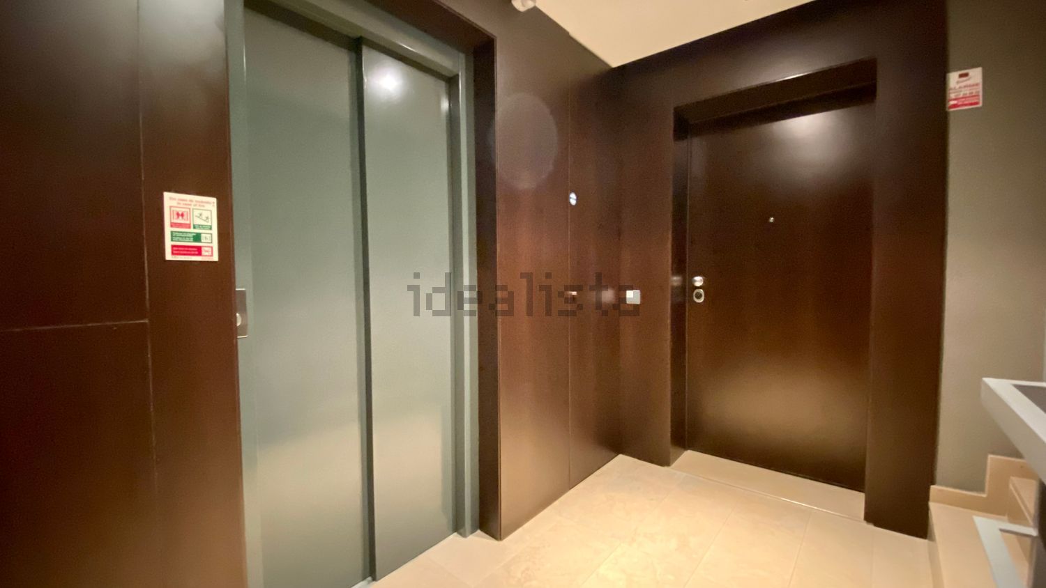 出租公寓 t3在Rua de Santa Teresa, 11 - 楼梯