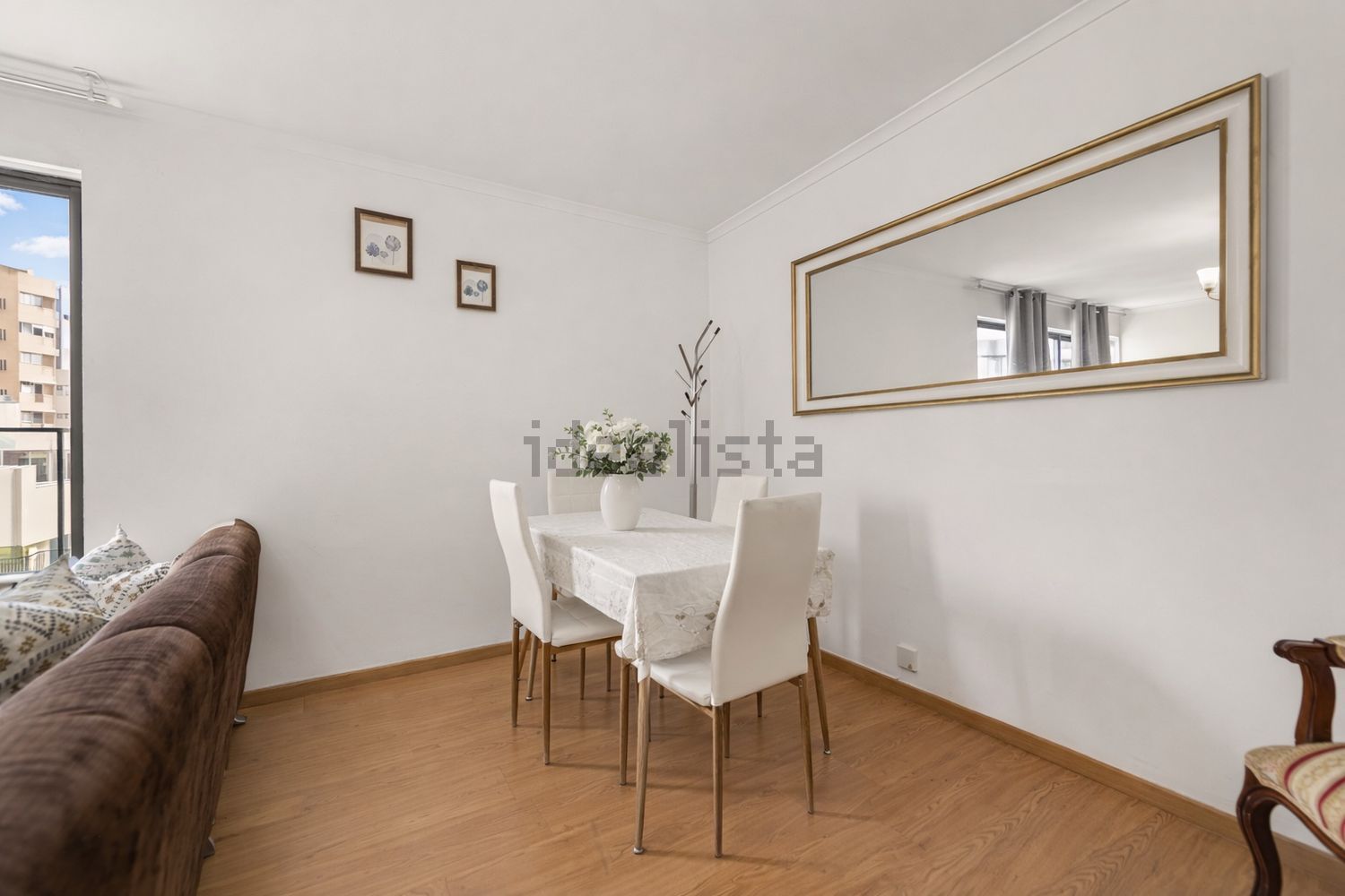 公寓 t3出售在Rua Professor Doutor Bissaya Barreto - 客厅