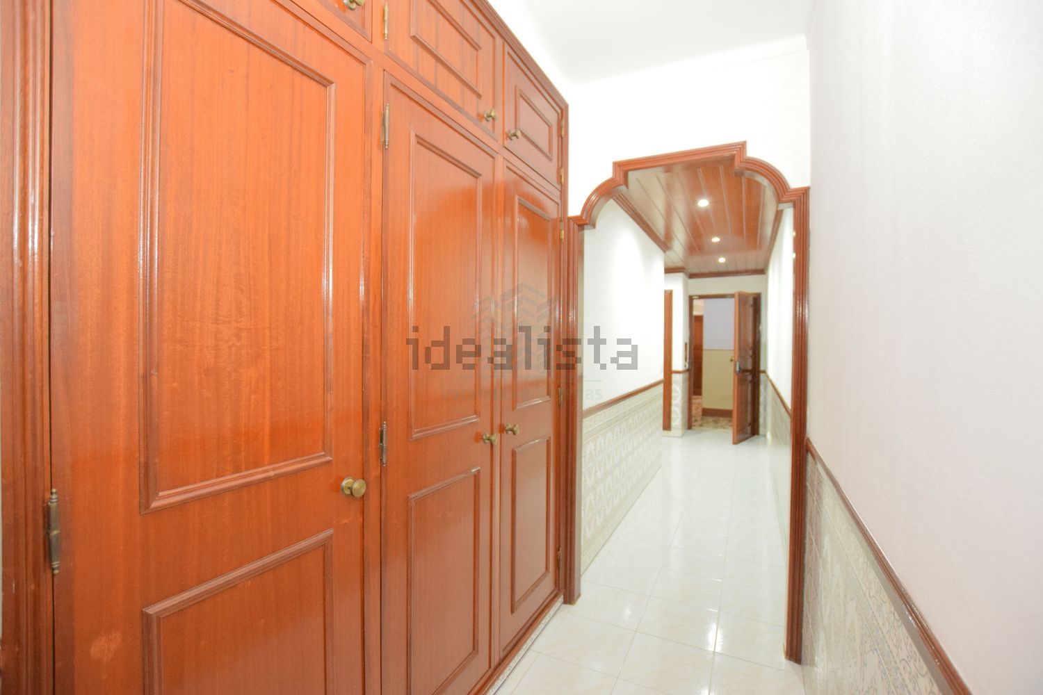 出租公寓 t2在Avenida Municipio Ribeira Grande, 161 - 前厅