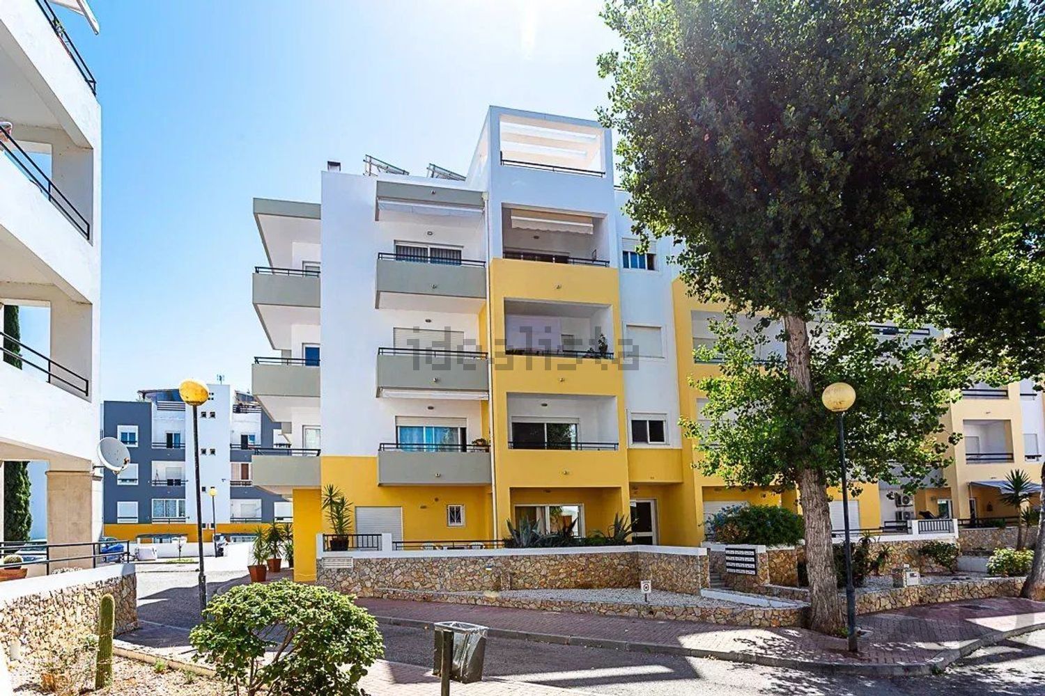 出租公寓 t2在Rua Maria do Rosário, 11 - 外立面