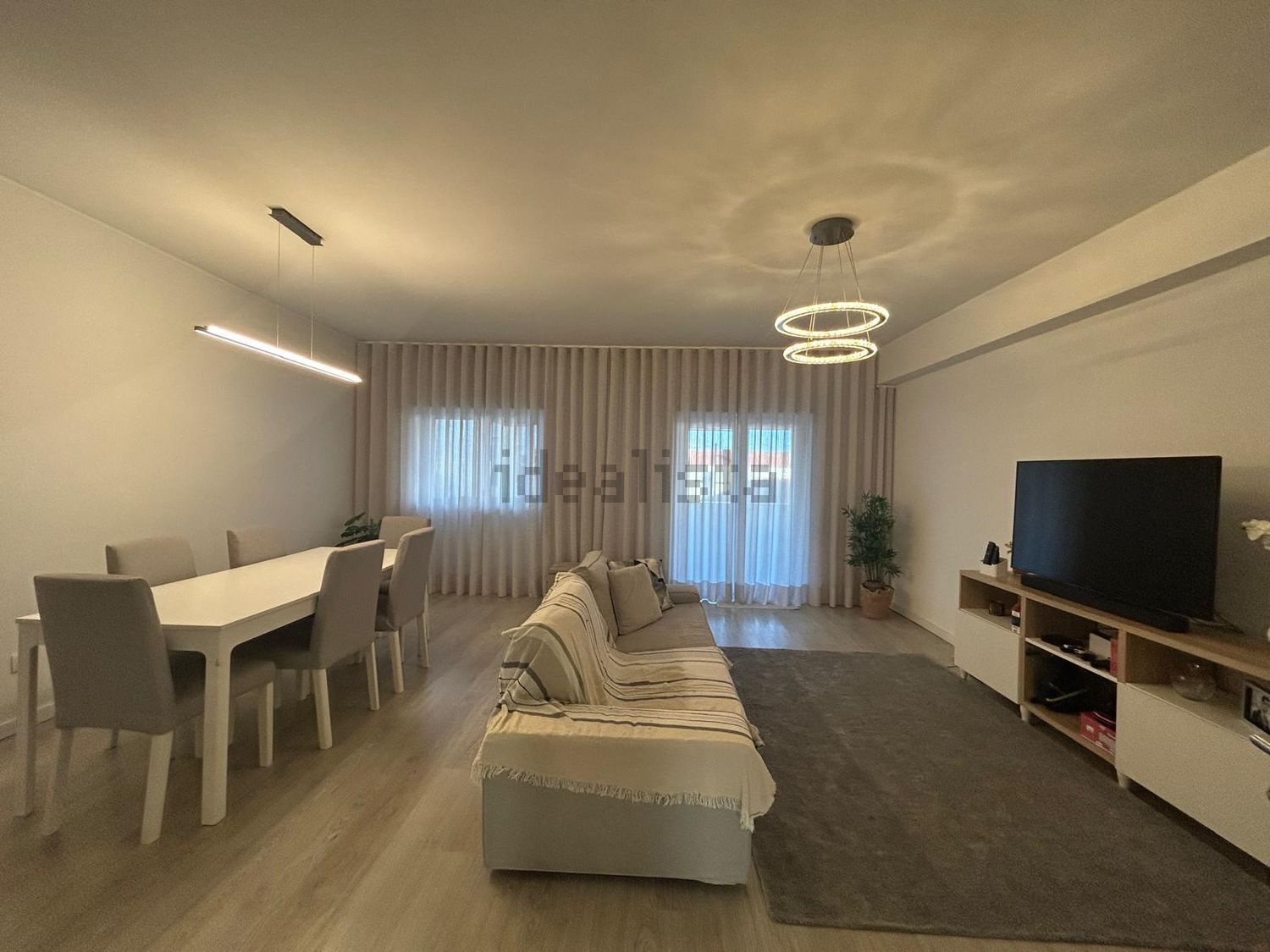 出租顶层公寓在Avenida Dom Afonso Henriques, 25 - 客厅