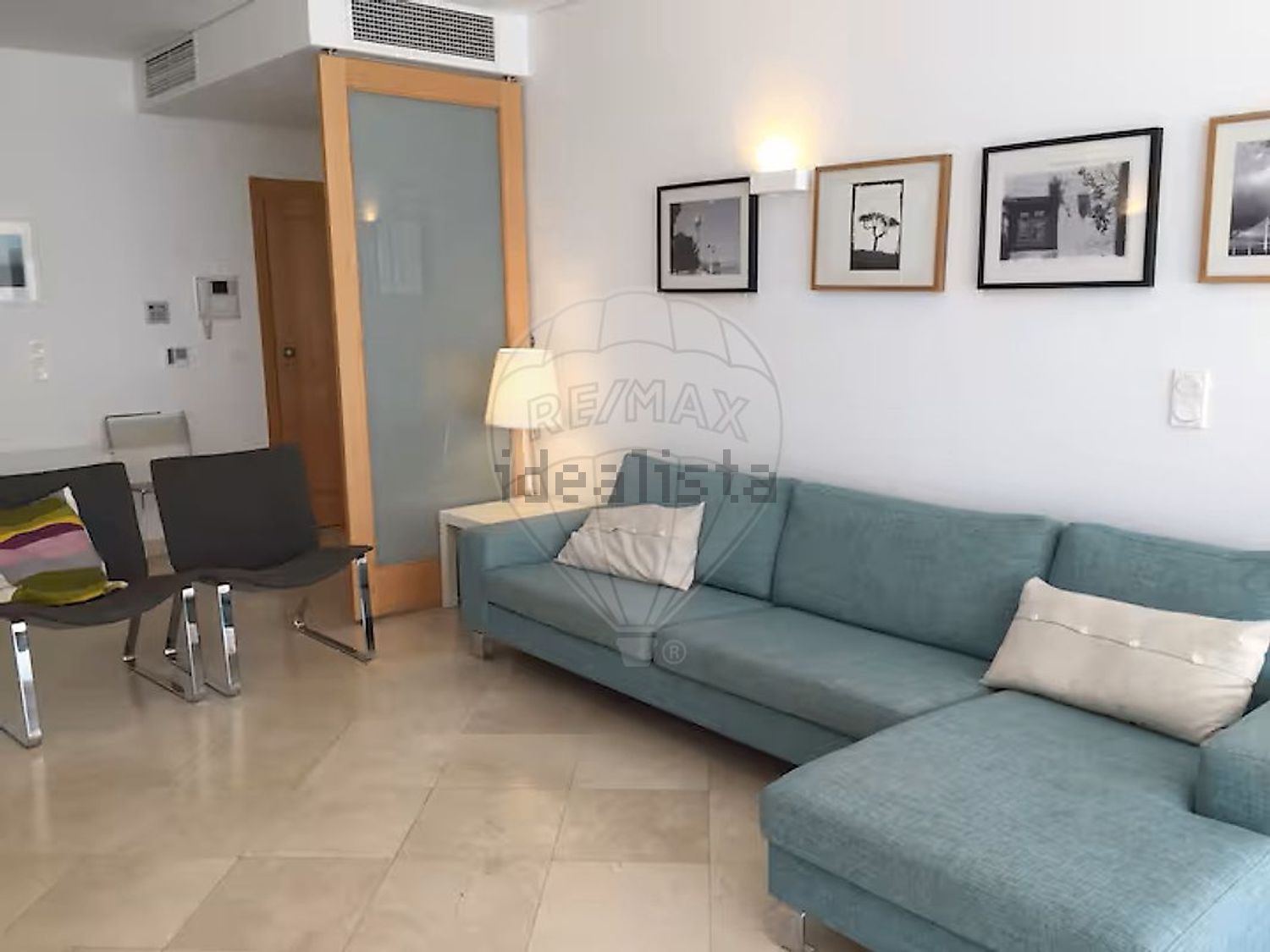 出租公寓 t2在Avenida do Cerro da Vila Br41 - 客厅
