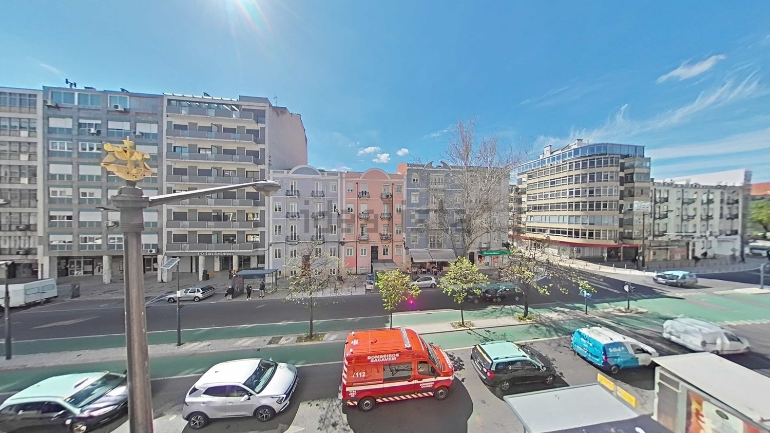 公寓 t3出售在Avenida Almirante Reis, 134 - 视线