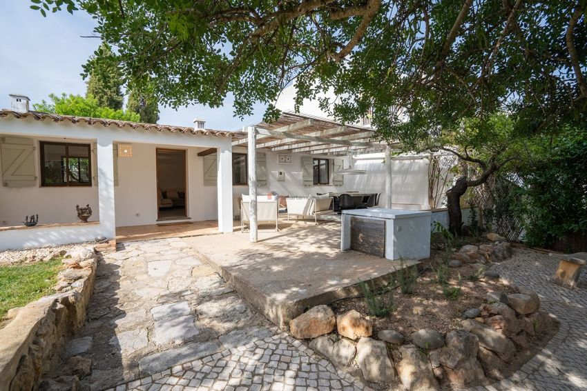 小楼房或别墅出售在Luz de Tavira e Santo Estêvão