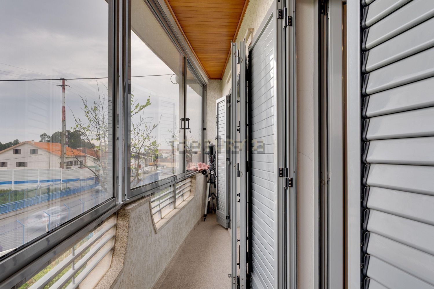 小楼房或独栋别墅出售Urbanizacao Domingos Capela, 108 - 阳台