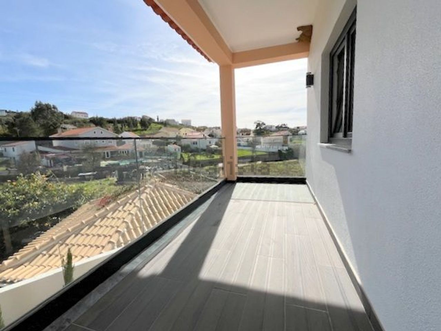 小楼房或独栋别墅出售在Rua do Vale Caeiro - 露台