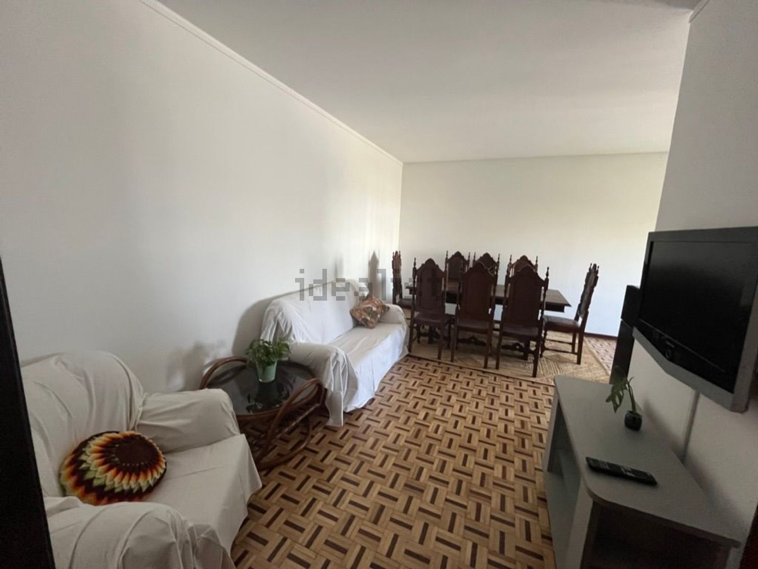 出租房间在Rua Professor Alberto Uva, 14 - 客厅