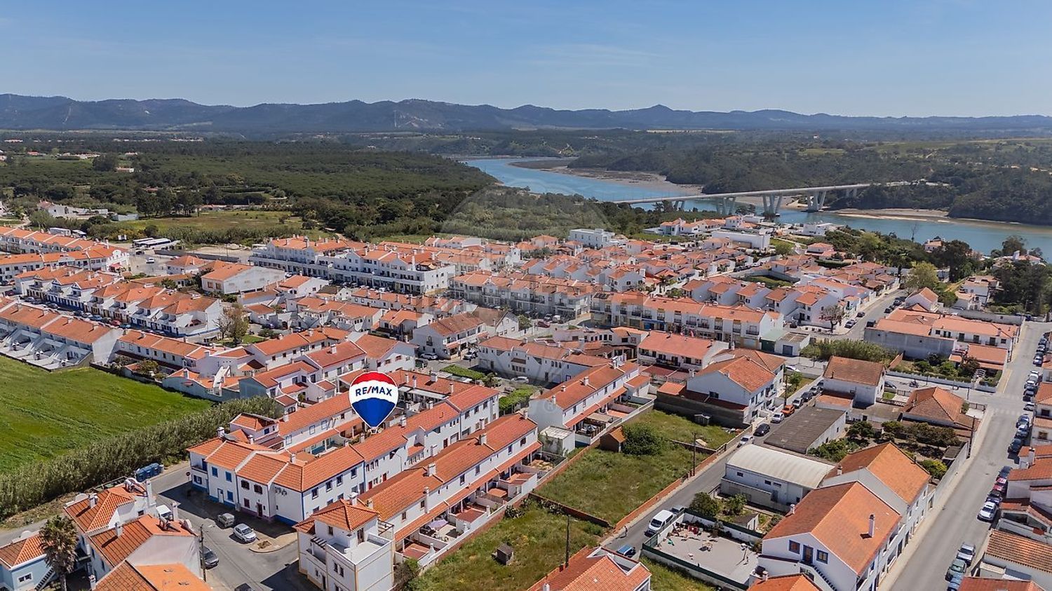 小楼房或独栋别墅出售在Vila Nova de Milfontes - 视线