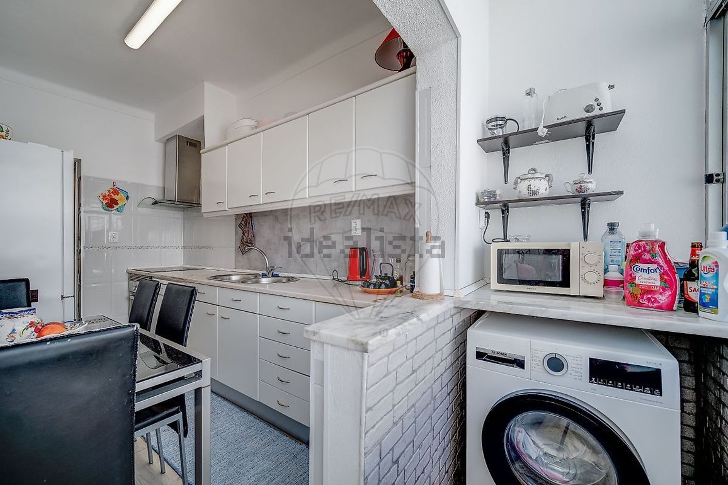 公寓 t3出售在Avenida do Oceano - 厨房