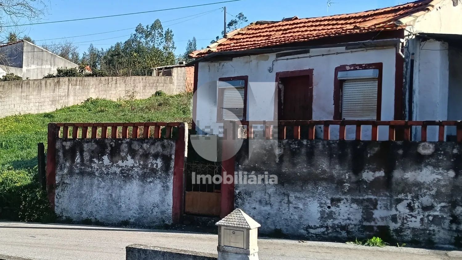 农庄出售在Rua do Casal da Bemposta - 外立面