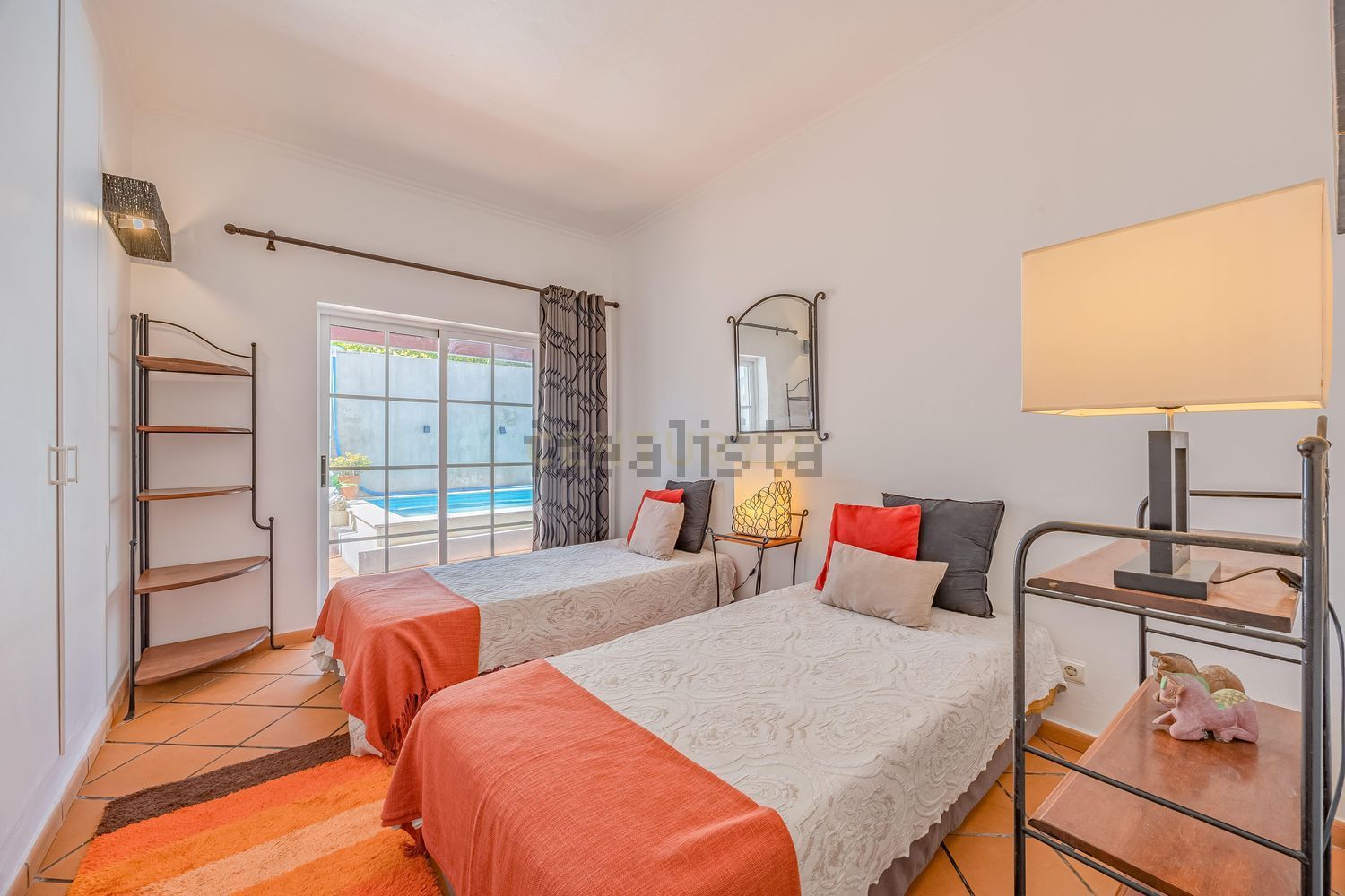 小楼房或独栋别墅出售在Rua do Caracol - 卧室