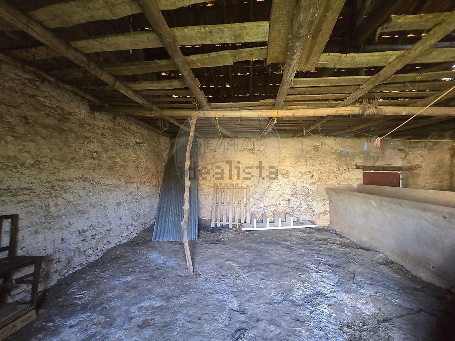 小楼房或独栋别墅出售在Rua Principal - 照片