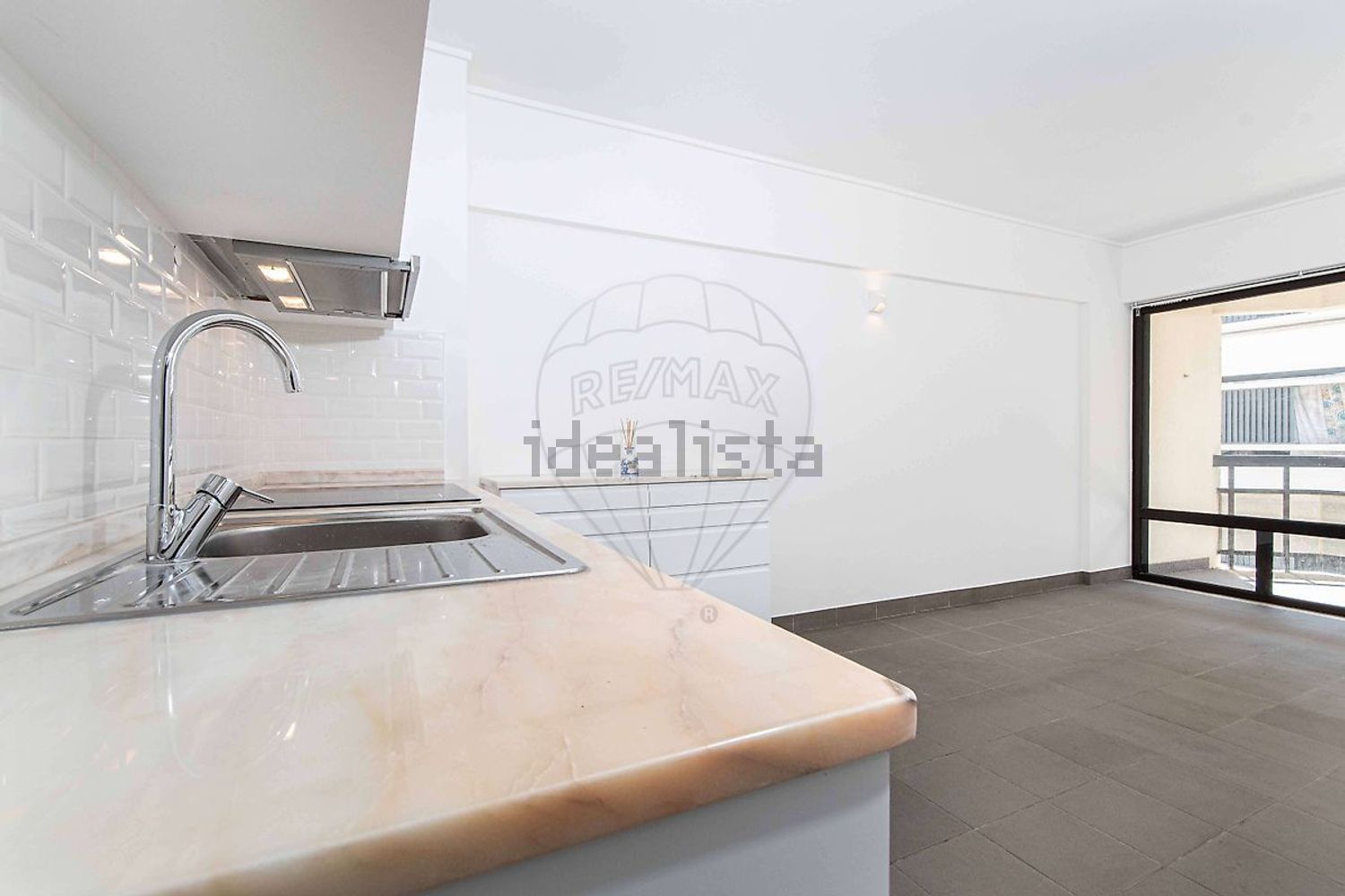 出租公寓 t1在Rua Costa Pinto - 厨房