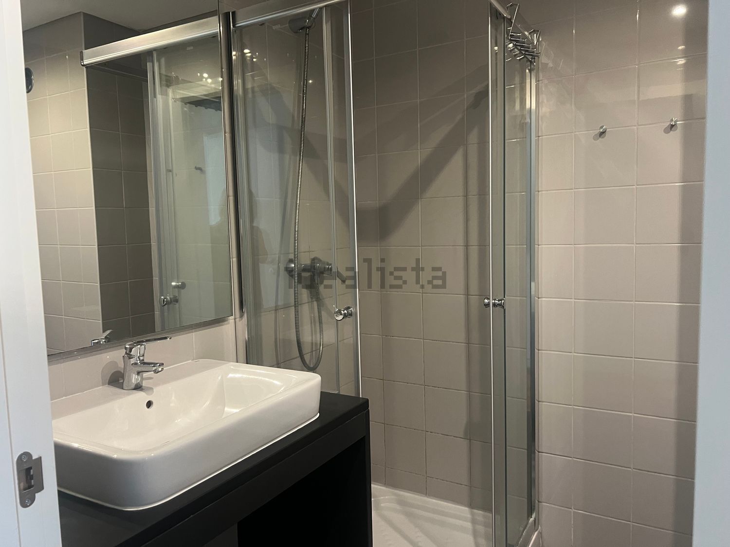 出租公寓 t3在Rua Gaspar Nunes, 27 - 卫生间