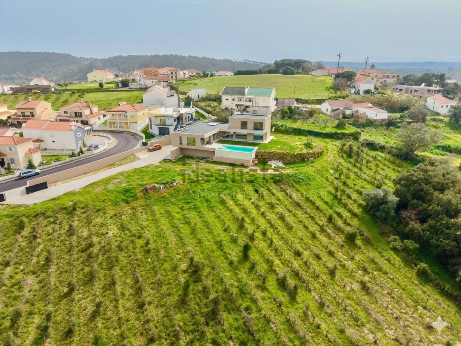 小楼房或独栋别墅出售在Ericeira Sul - 花园