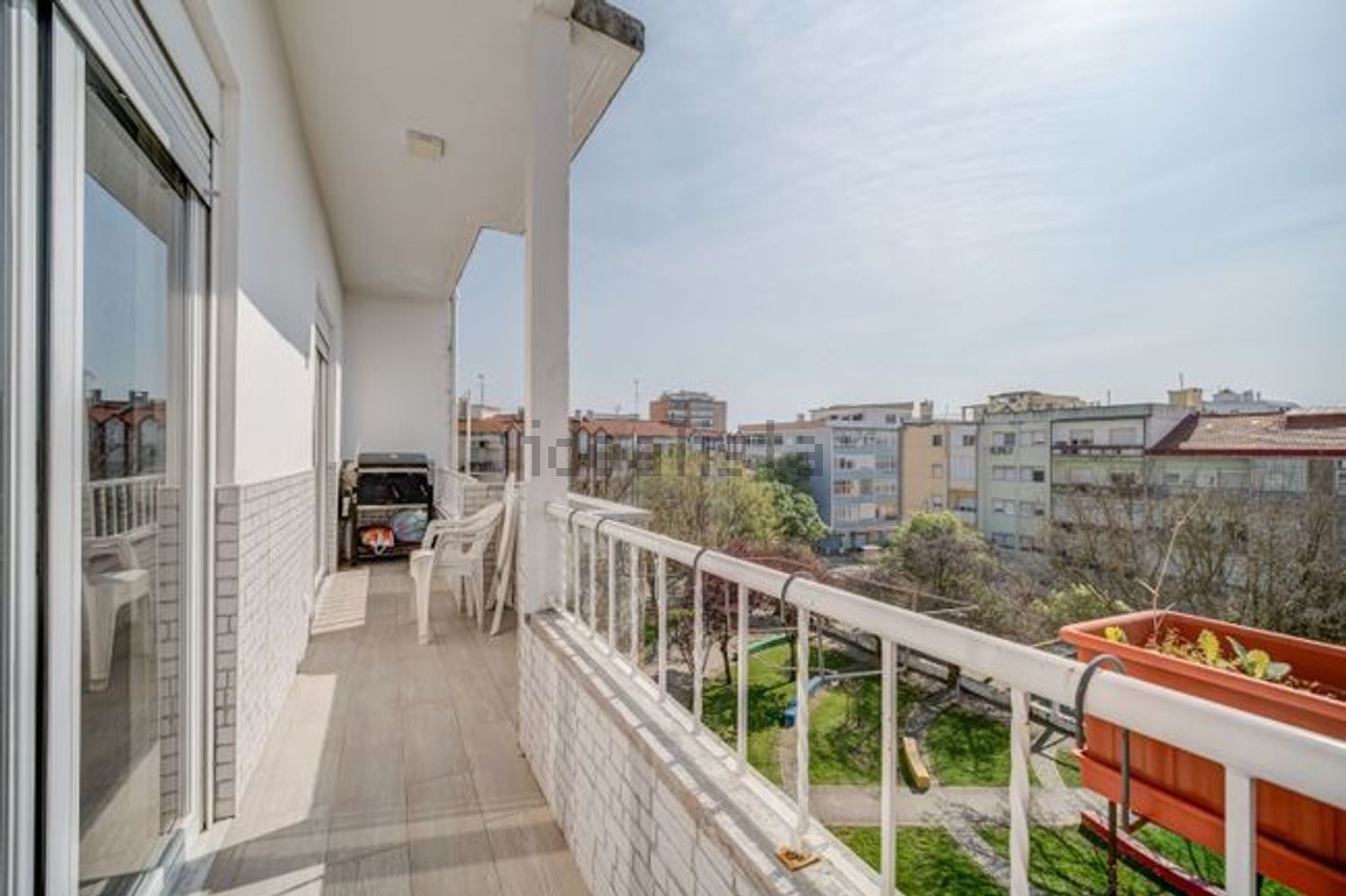 公寓 t3出售在Avenida do Oceano, 17 - 阳台