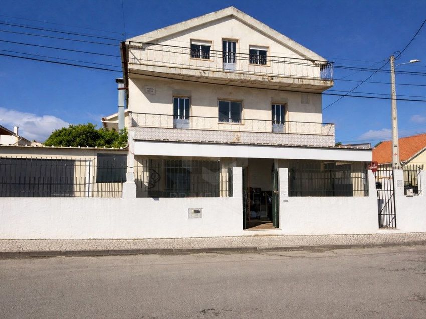 小楼房出售在Centro da Quinta do Conde