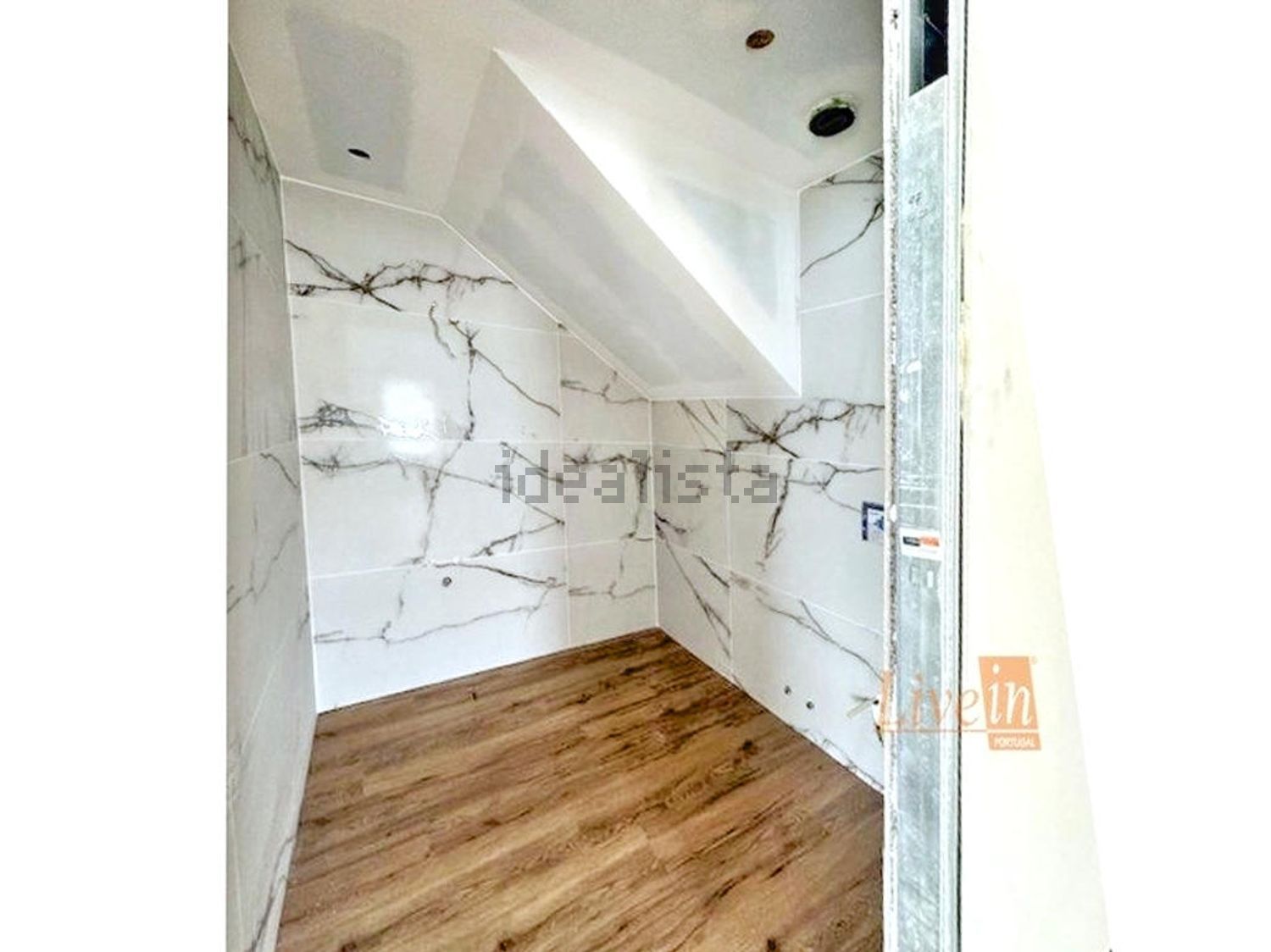小楼房或独栋别墅出售在Ericeira Norte - 照片