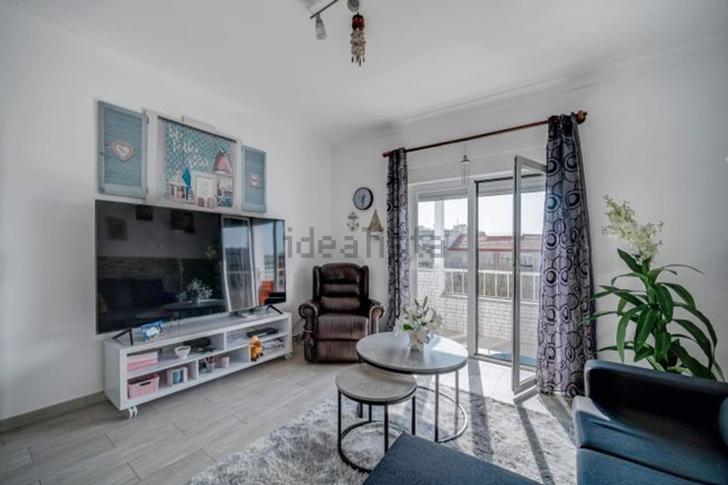 公寓 t3出售在Avenida do Oceano, 17 - 客厅