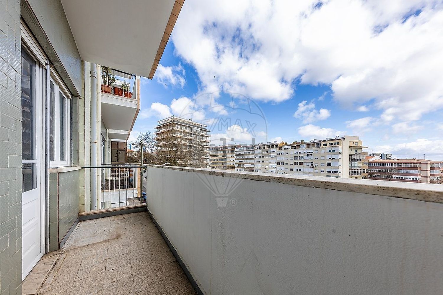 出租公寓 t3在Rua Clube de Campismo do Concelho de Almada - 阳台