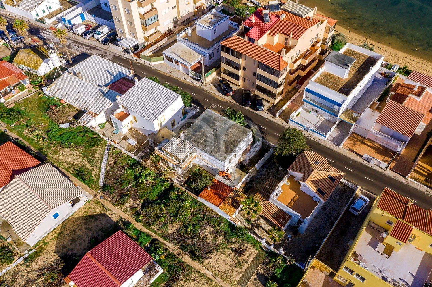 小楼房或别墅出售在Avenida Poente - 平面图