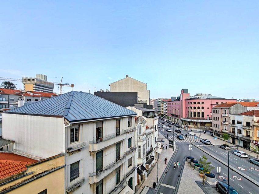 出租公寓 t4在Avenida Doutor Lourenço Peixinho