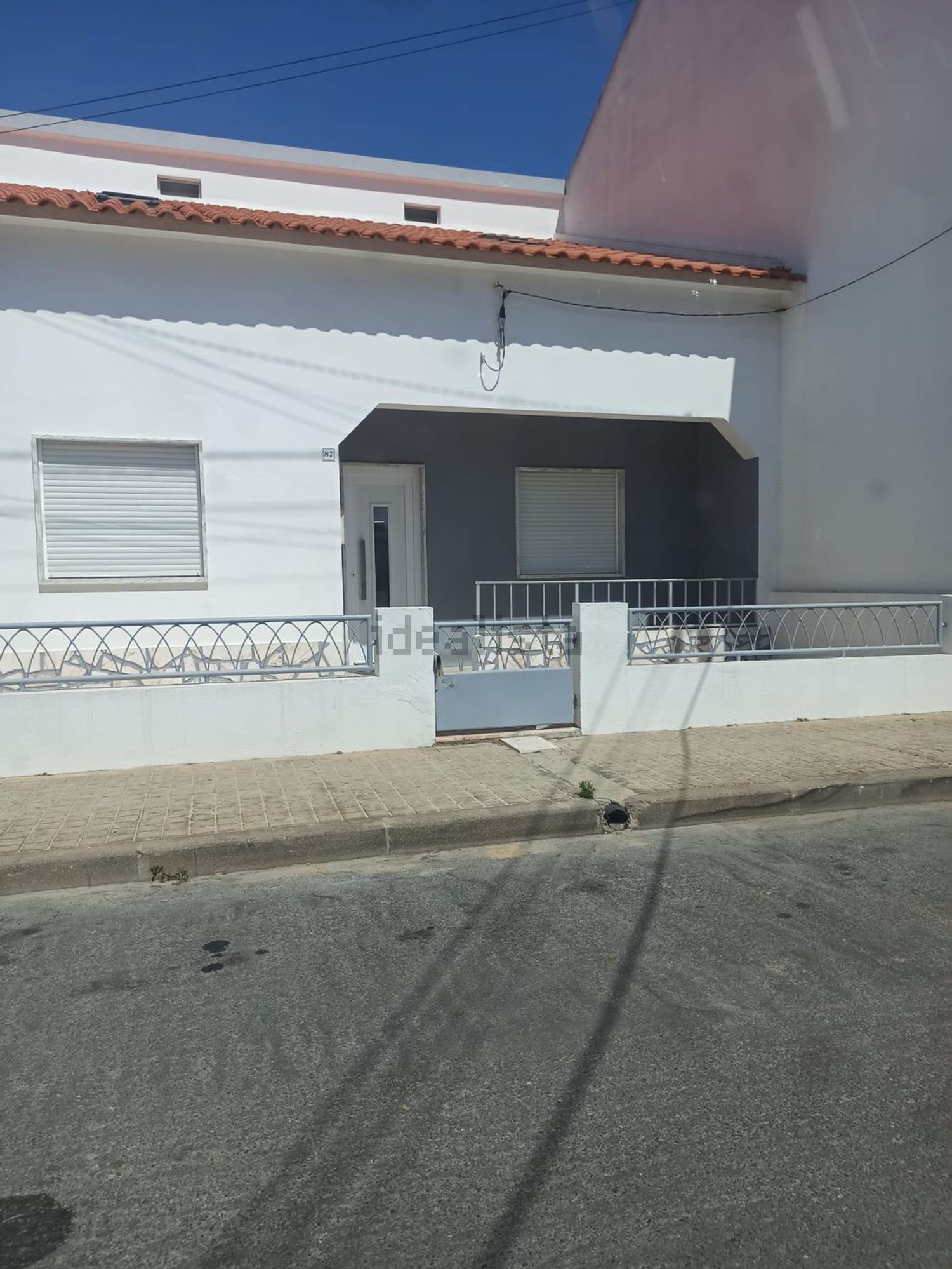 小楼房或独栋别墅出售在Rua Cerca do Barreiro, 87 - 外立面