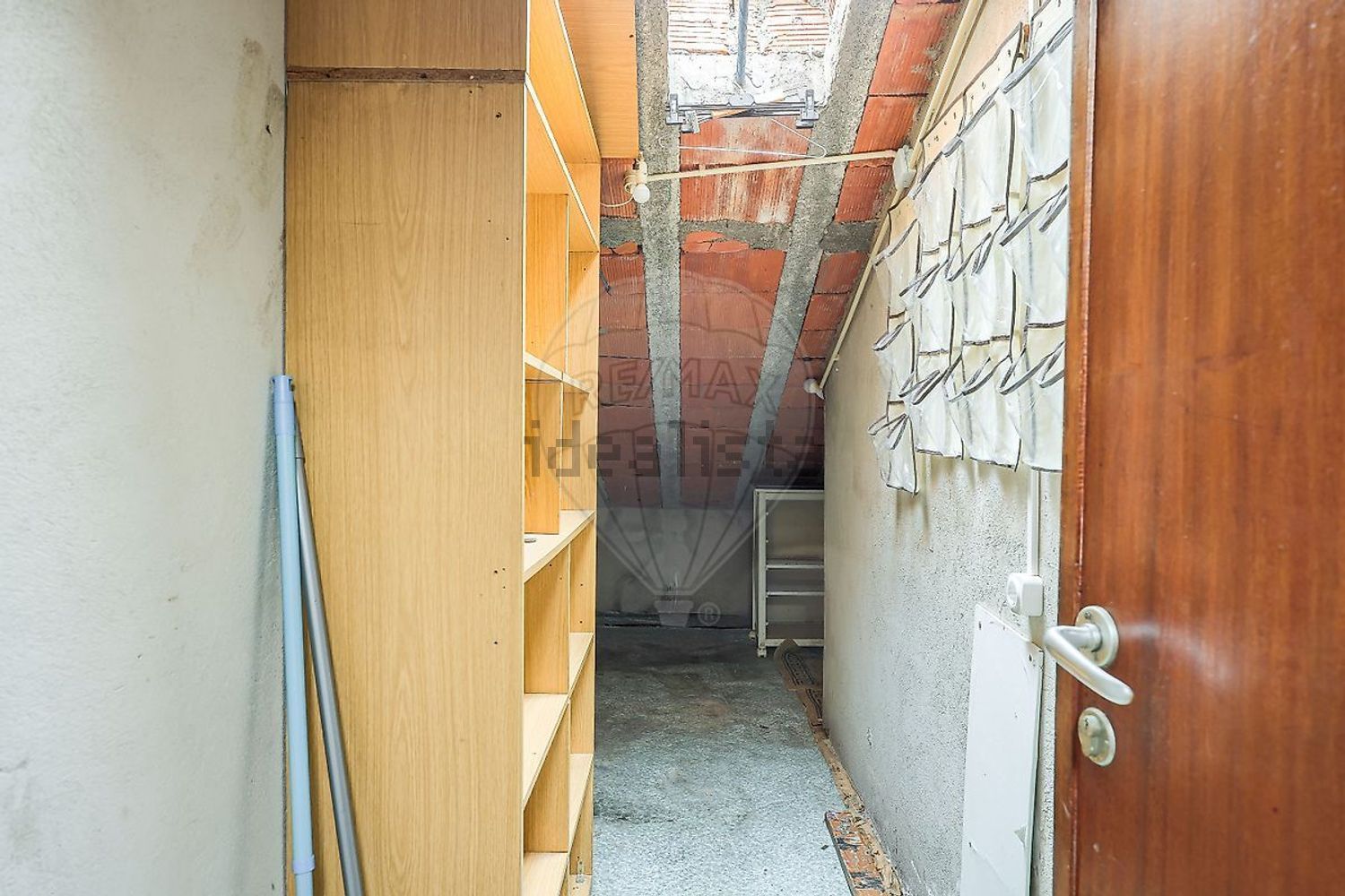 T0（单人公寓）出售在Avenida Doutor Francisco Vale Guimarães, 169 b - 照片