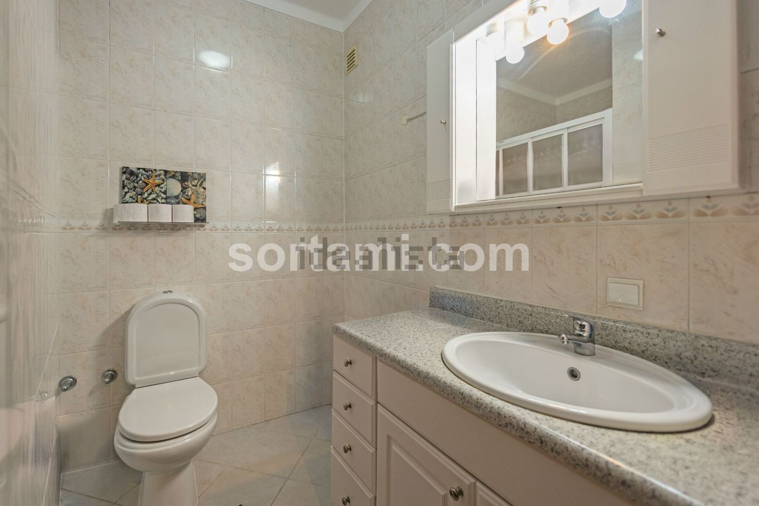 公寓 t3出售在Zona Norte - 卫生间