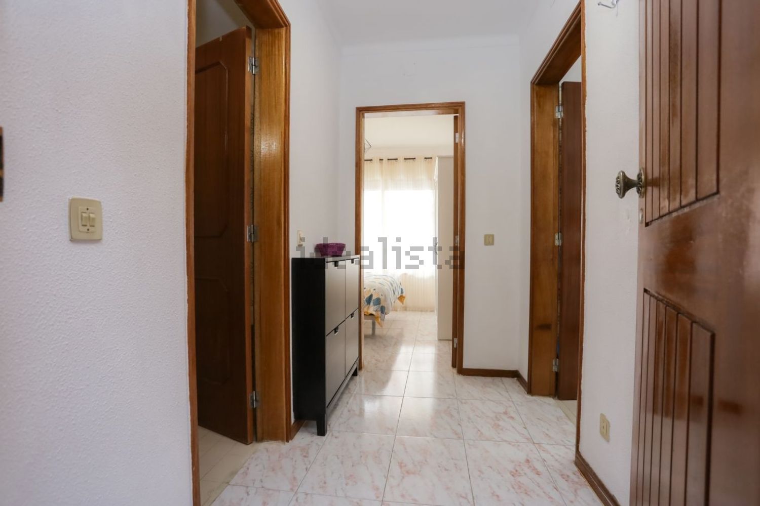 出租公寓 t1在Rua Raimundo Esteves, 19 - 过道