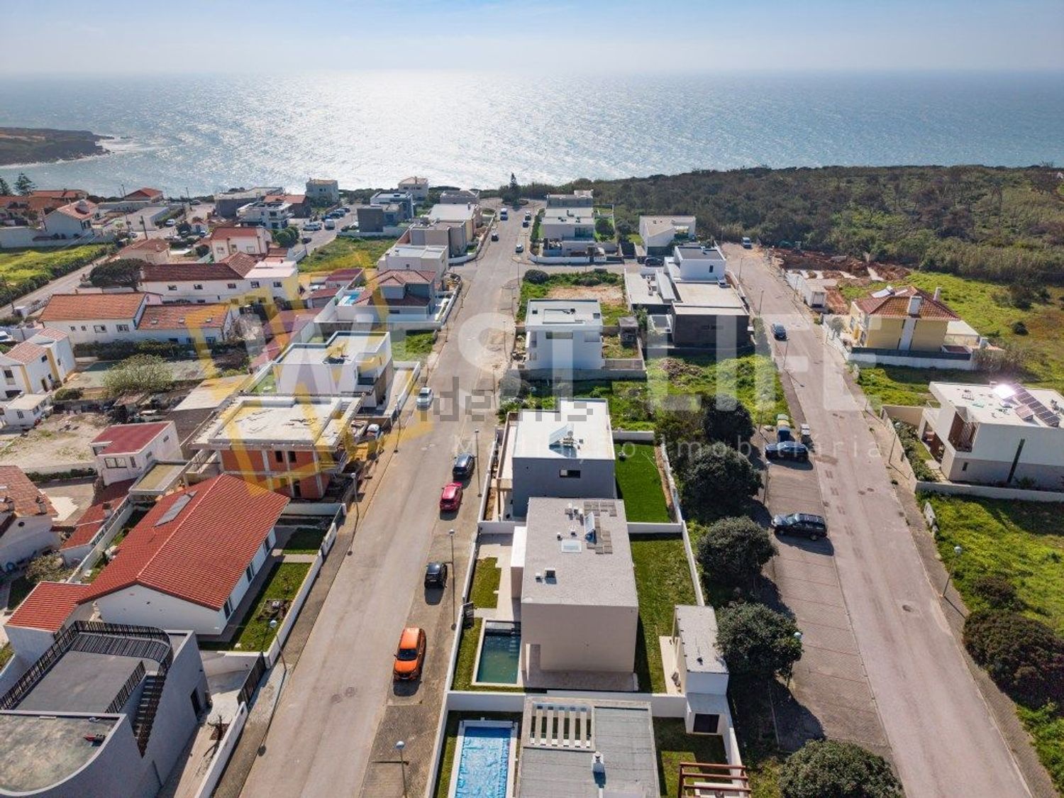 小楼房或独栋别墅出售在Centro da Vila - 视线