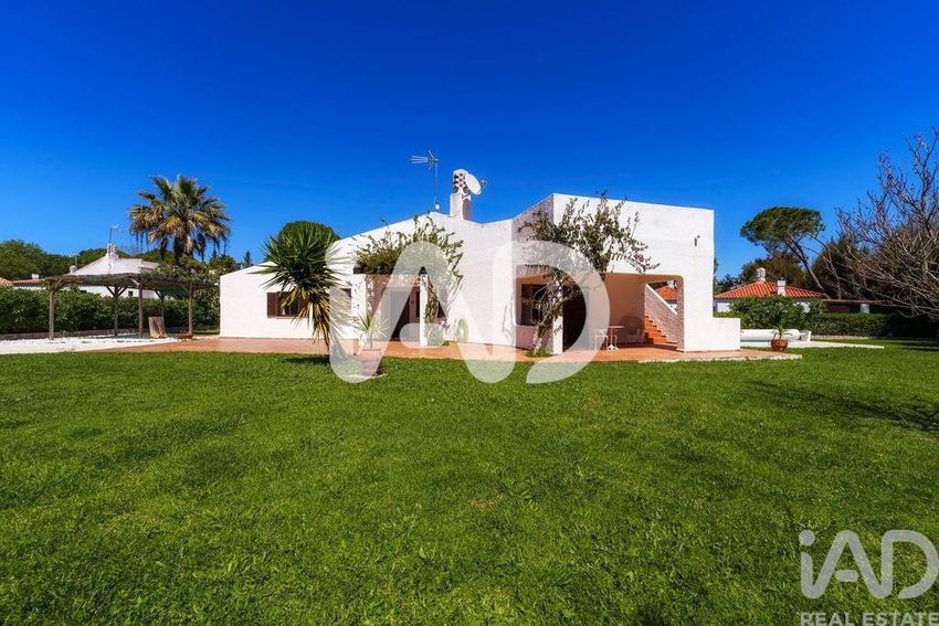 小楼房或独栋别墅出售在Conceição e Cabanas de Tavira