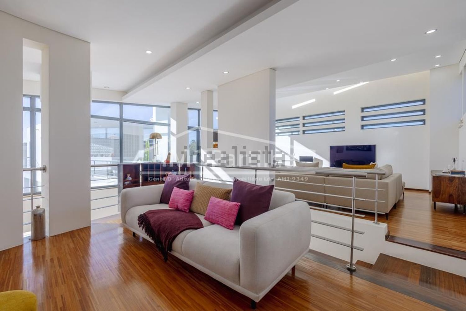 小楼房或独栋别墅出售在Rua Beija-Flor - 客厅