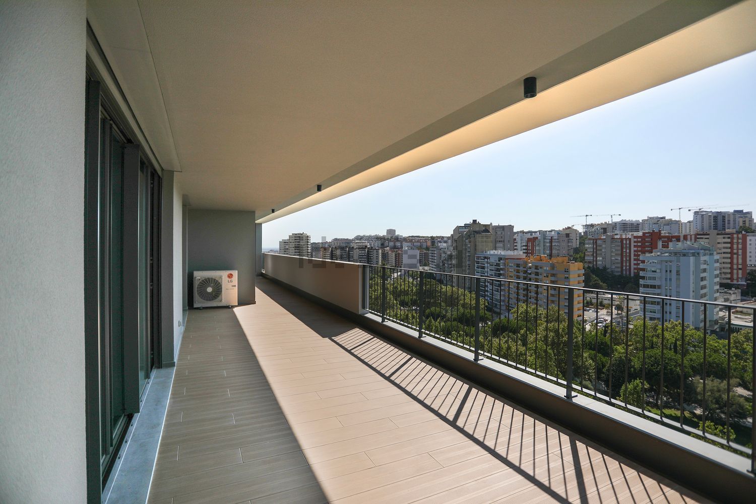 公寓 t3出售在Alameda Engenheiro José Mattos e Silva, 9 - 阳台