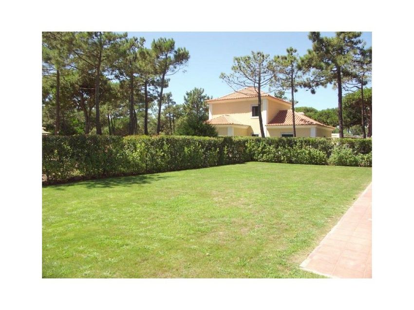 出租小楼房或独栋别墅在Quinta da Marinha
