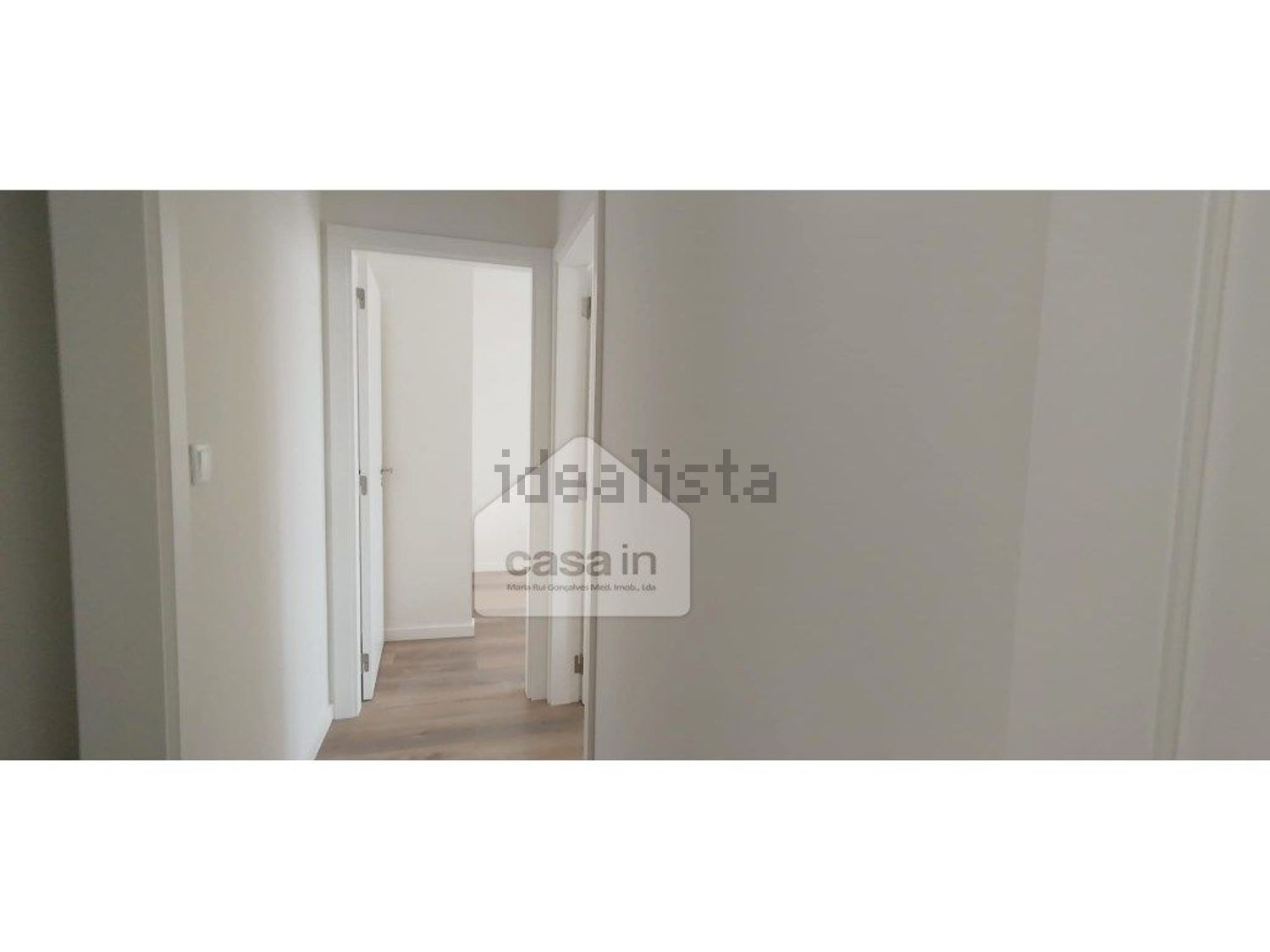 公寓 t3出售在Bairro de Santa Cruz - 前厅
