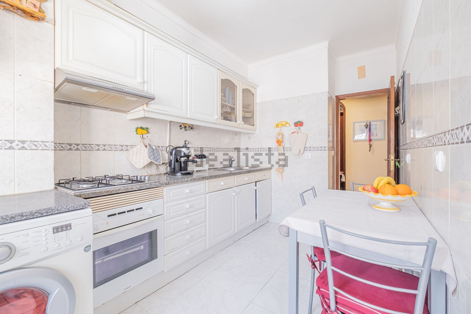 复式公寓出售在Rua Serra da Arrábida, 761 - 厨房