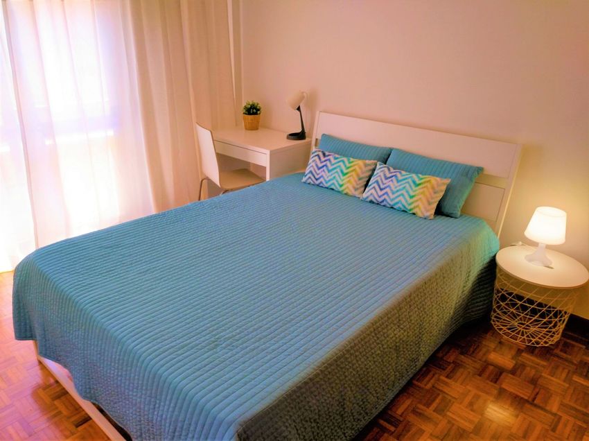 出租房间在Rua Bento Gonçalves, 19