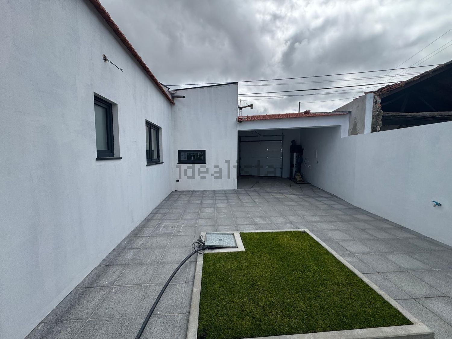 双拼别墅出售在Rua dos Barreiros, 109 - 外立面